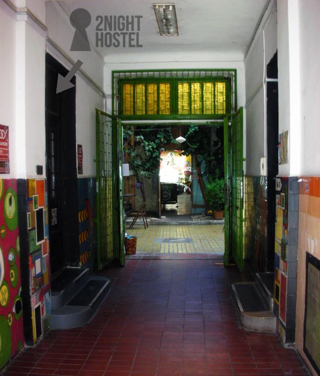2Night Hostel Budapest Exterior photo