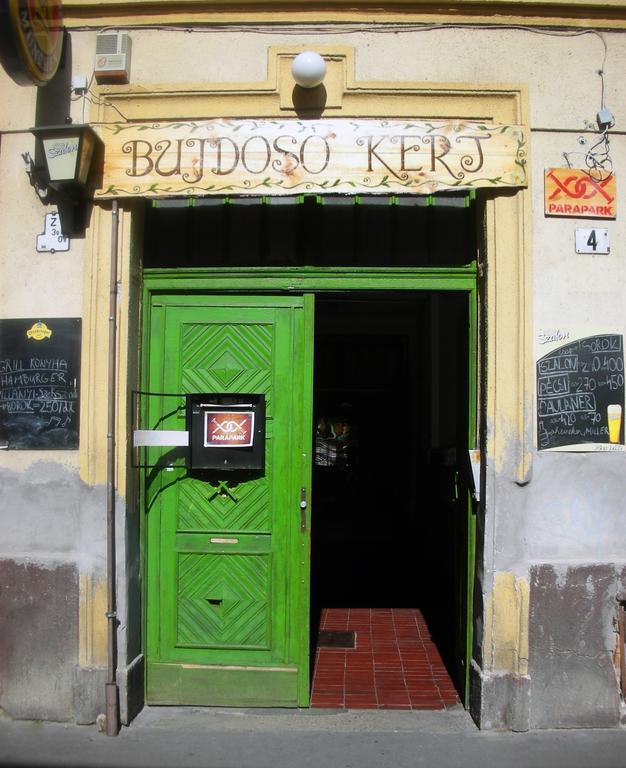 2Night Hostel Budapest Exterior photo