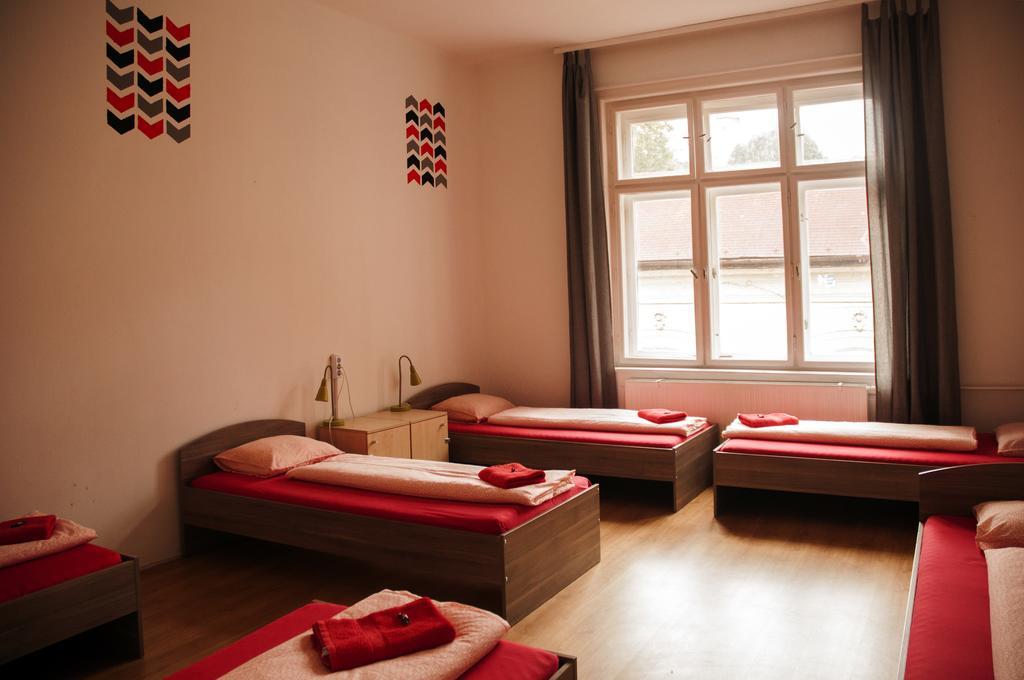2Night Hostel Budapest Exterior photo